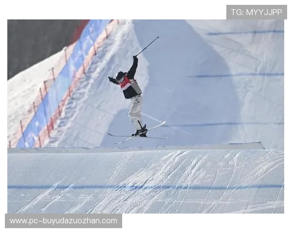 刘梦婷：从世界杯首冠到亚冬会旗手，信心来自每一次突破