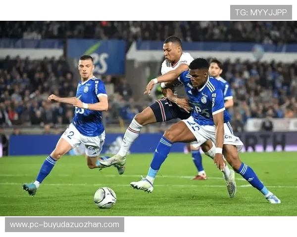 斯特拉斯堡1-1尼斯，门将多次关键扑救守住平局